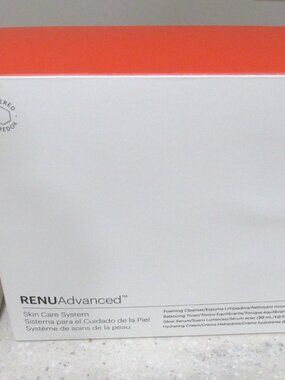 ASEA Advanced Skin Care Kit plus Renu 28